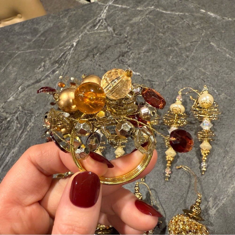Ornate intricate beaded icicle ornaments gold LOT 8 + 6 napkin rings Christmas - Picture 6 of 9